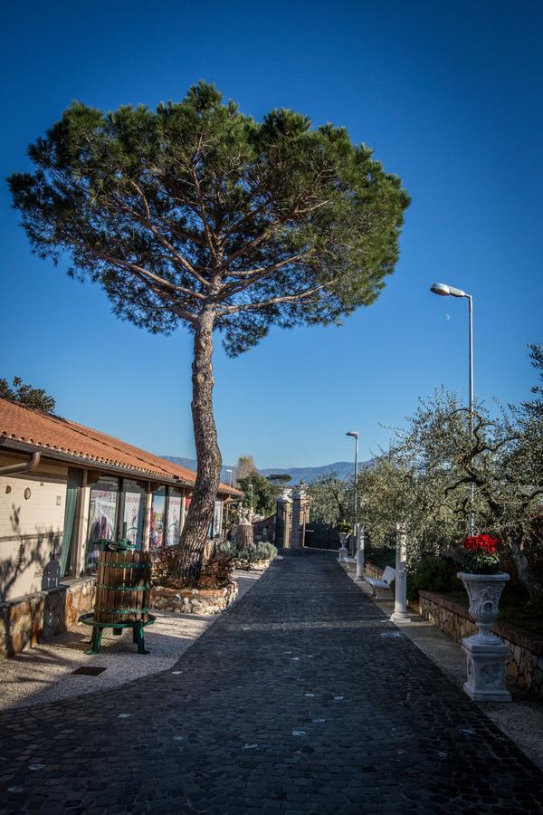 Tenuta Gran Paradiso Hotel Palombara Sabina Luaran gambar